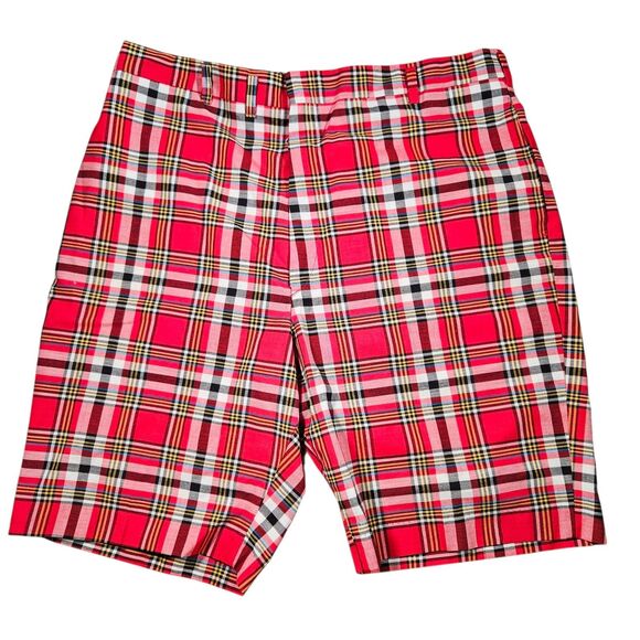 1970s Levi's Sta-Prest Shorts Size 35 X 9 Red Plaid Chino Golf Casual Vintage - Picture 1 of 11